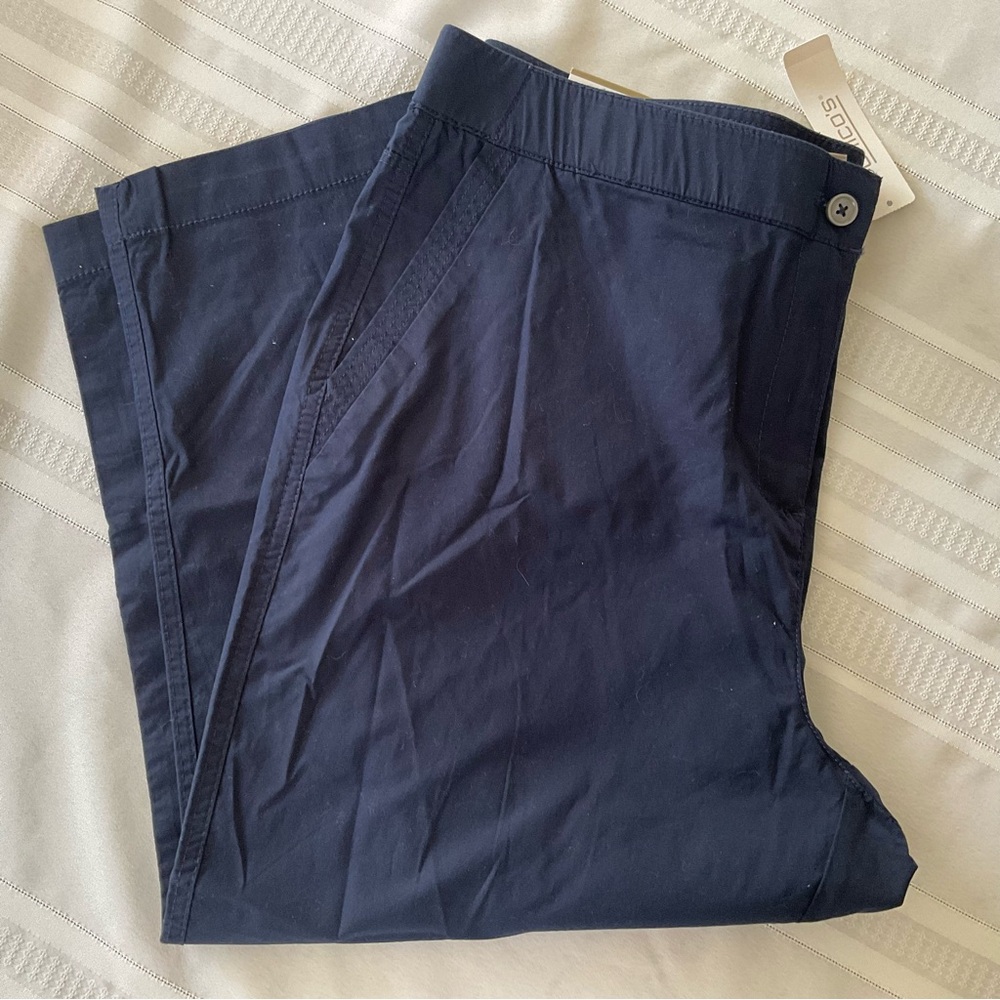 Chico’s Comfort Waist Capris